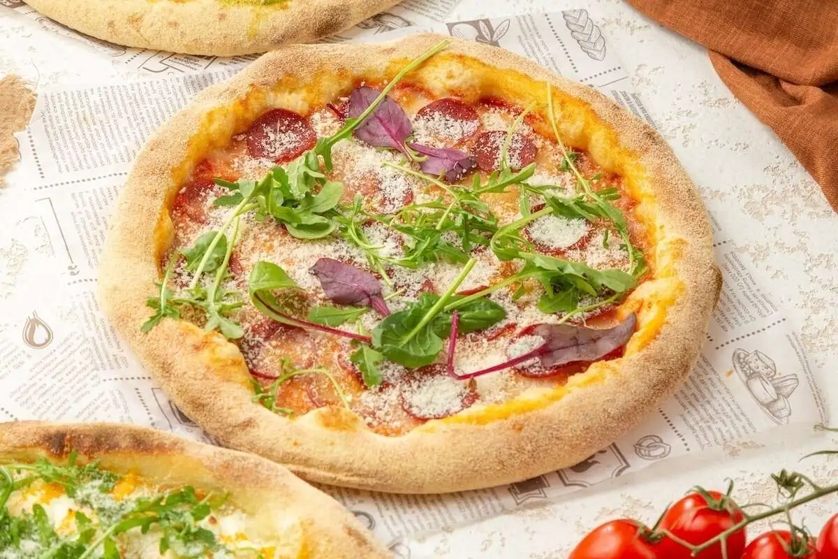 Пицца пеперони новая