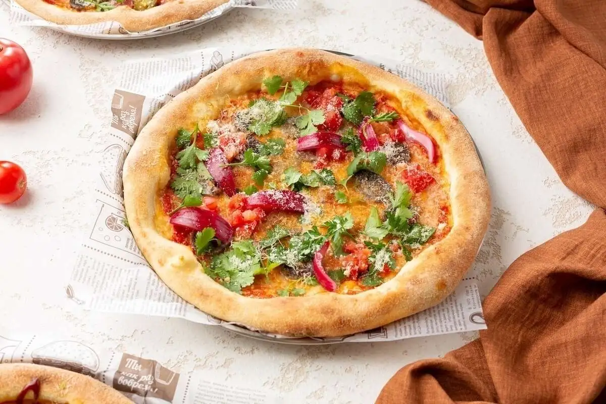 Пицца с горной колбасой new