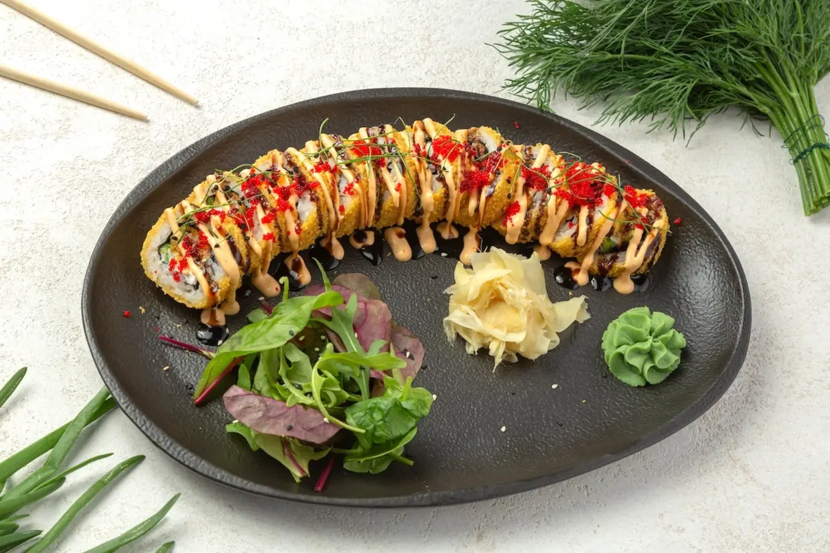 Ролл Харумаки