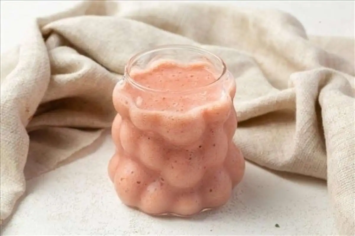 Клубника-банан смузи