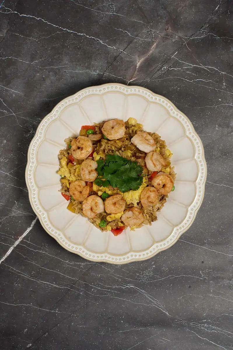 Рис в паназиатском стиле с морепродуктами