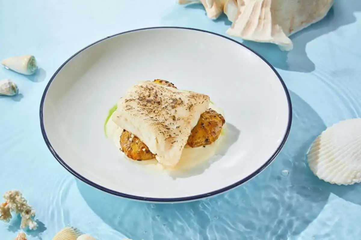 Филе судака с томленым карофелем бэби