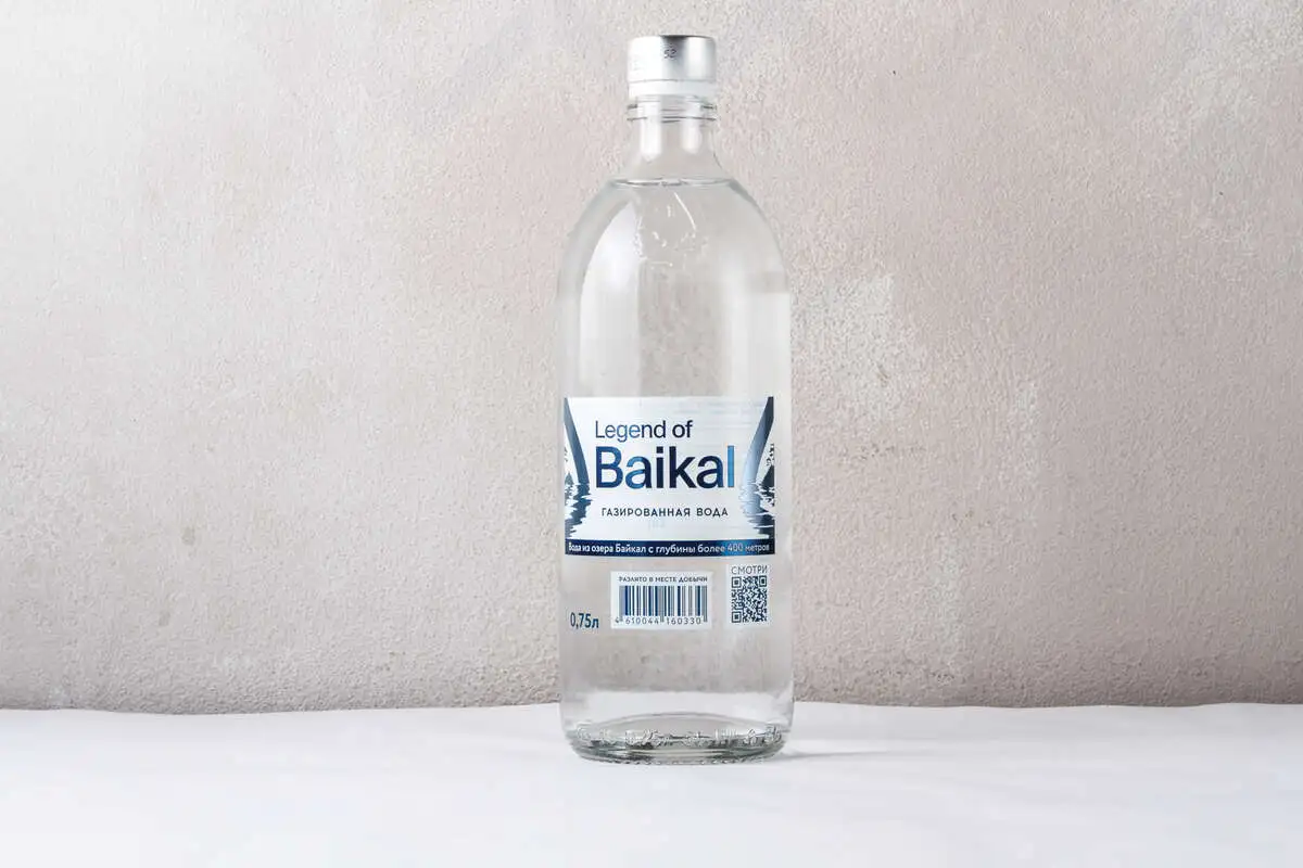 Вода Байкал с газом