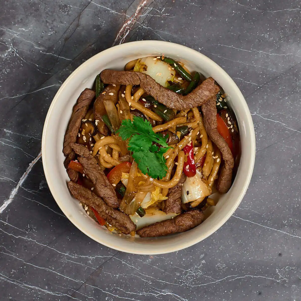 Лапша удон с говядиной