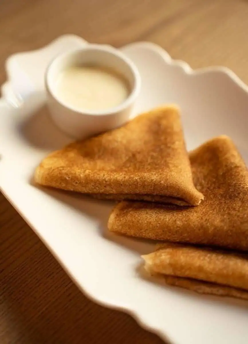 ЛАНЧ БЛИНЫ СО СГУЩЕННЫМ МОЛОКОМ