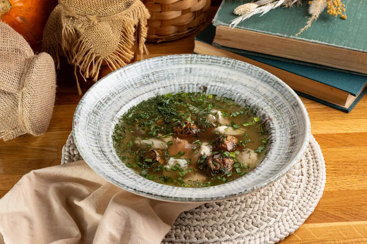 Уха из трех видов рыб 