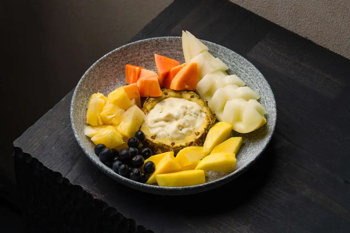 Тропические фрукты