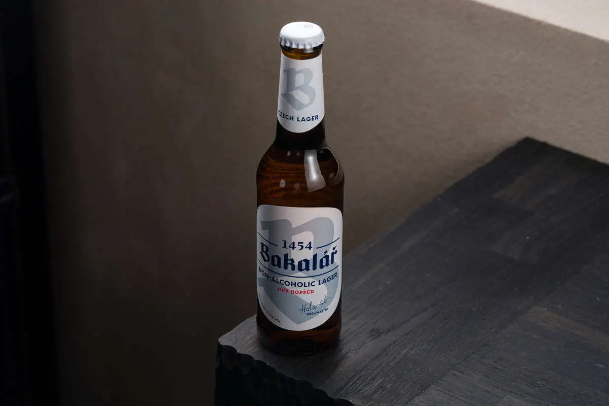 Пиво безакогольное Bakalar Nealko
