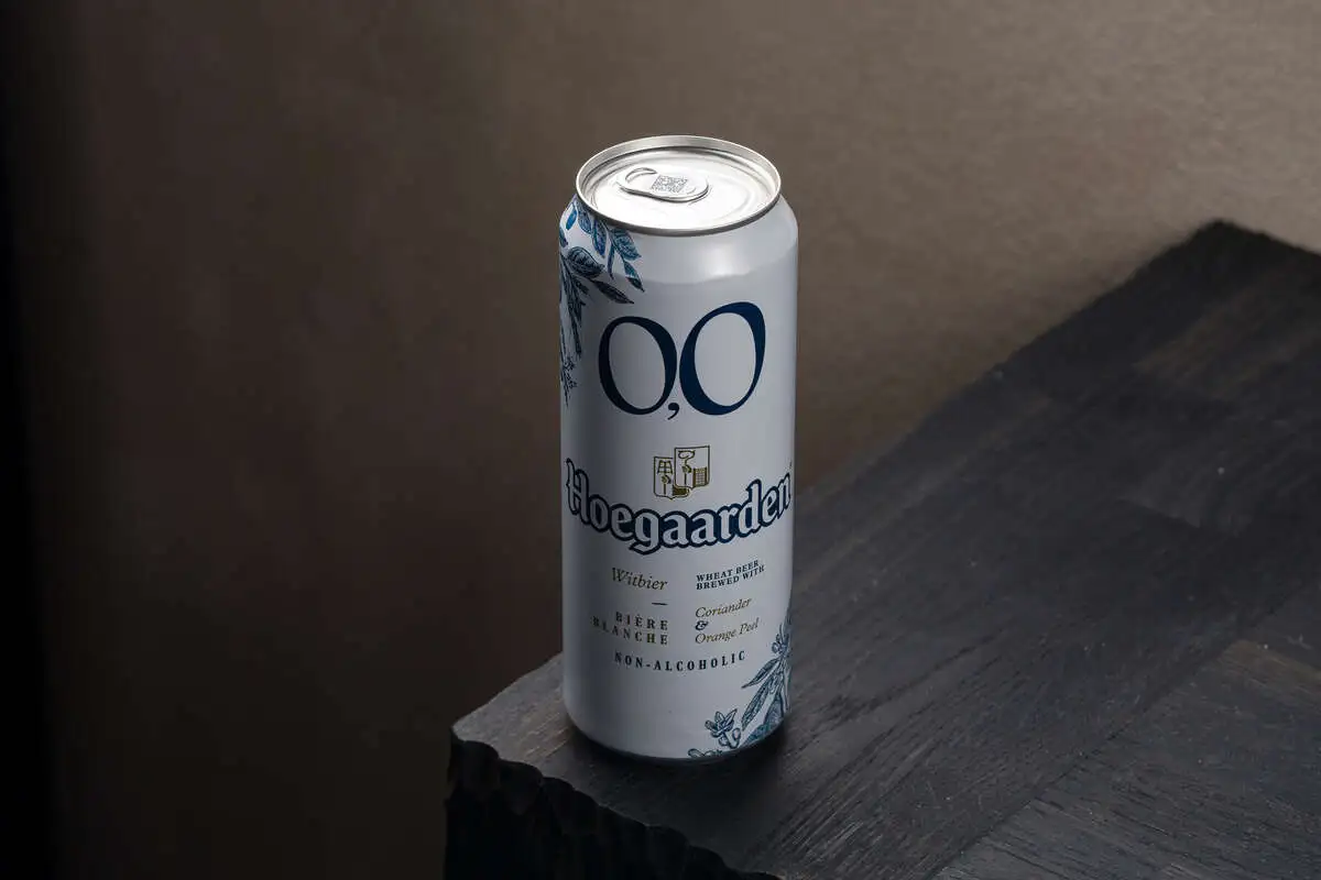 Пиво безакогольное Hoegaarden 