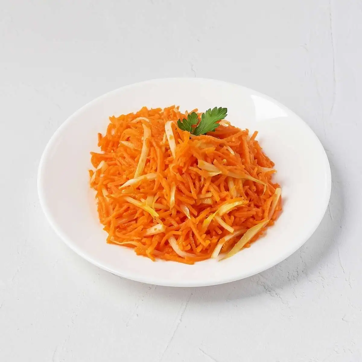 Салат из моркови с сельдереем