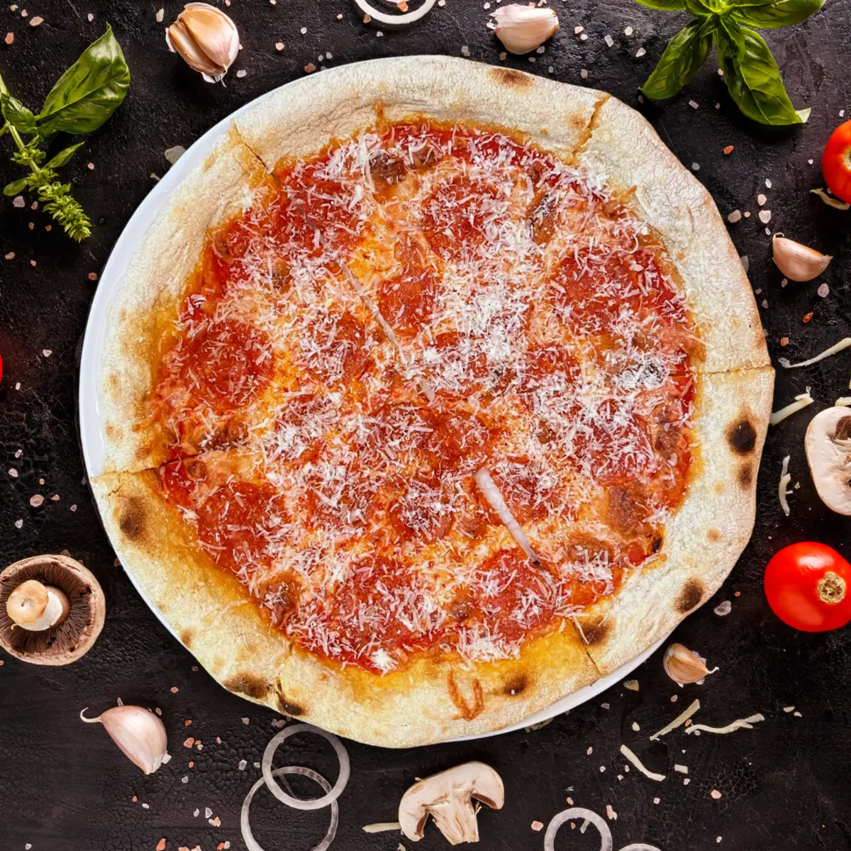 Пицца с острыми салями чоризо и пепперони