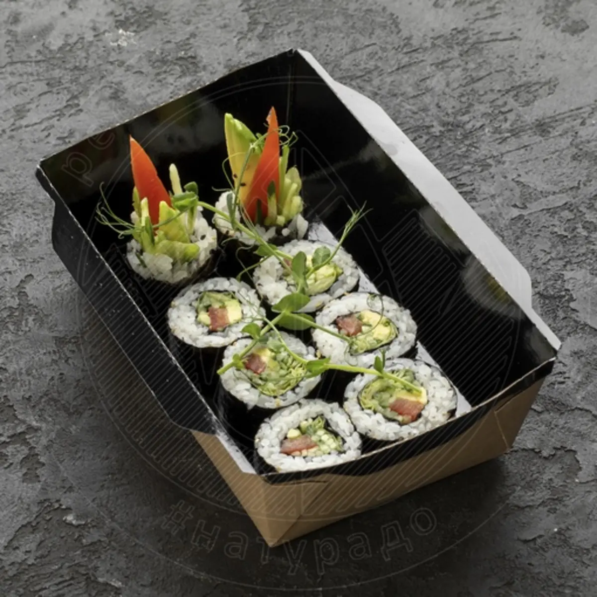 Овощной ролл с кунжутом