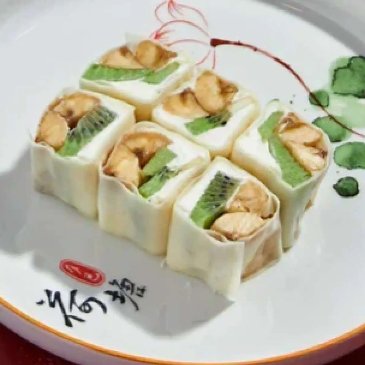 Сладкий фруктовый ролл