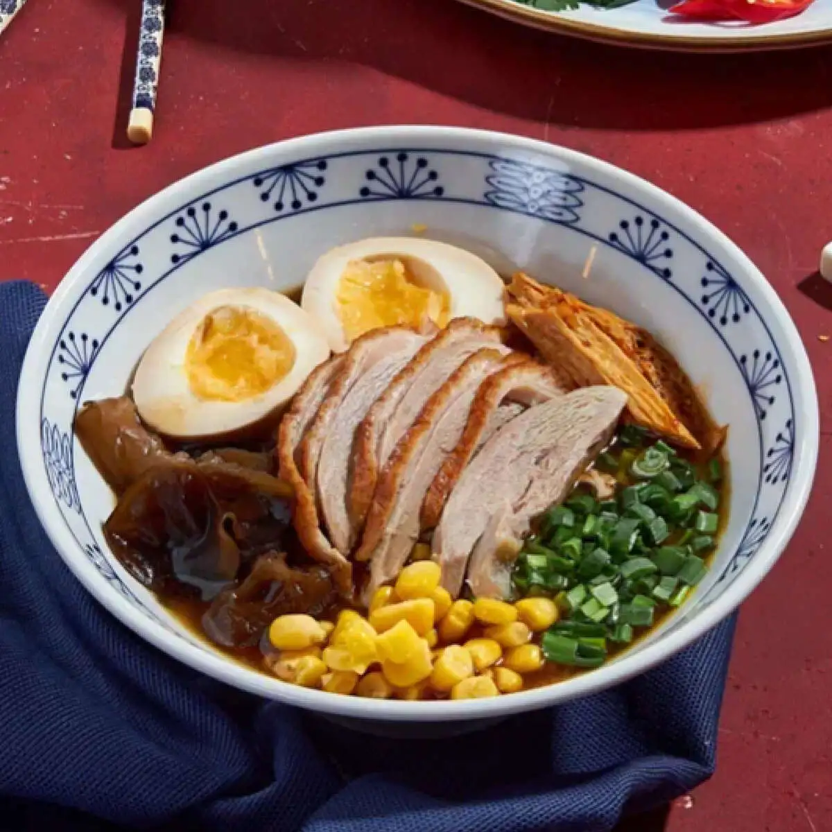 Суп Рамен с уткой по-пекински