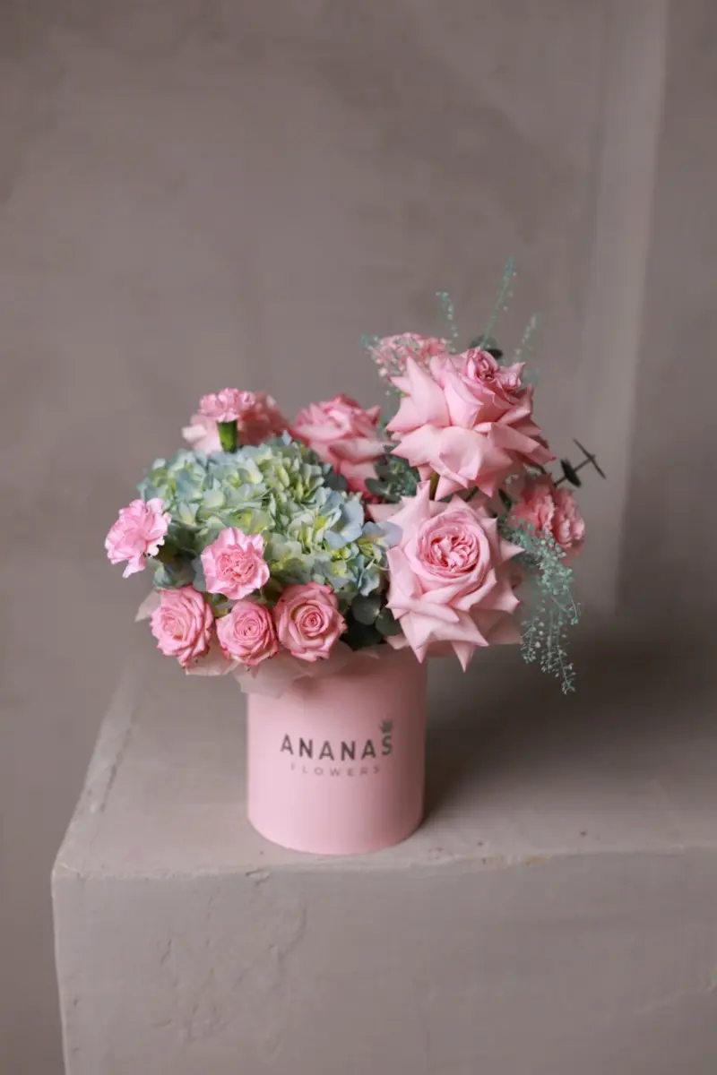 Композиция Неоновые сны M