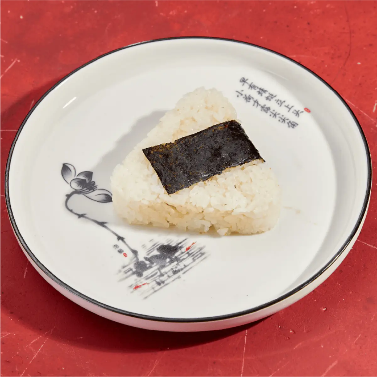 Онигири с форелью 