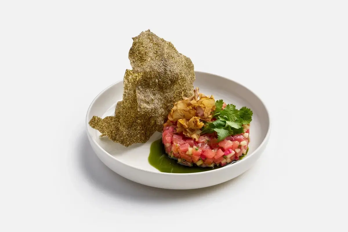 Тартар из тунца с соусом понзу