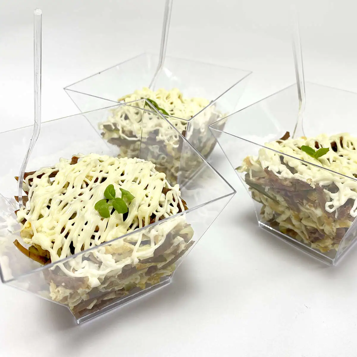 Салат с языком и свежим огурцом