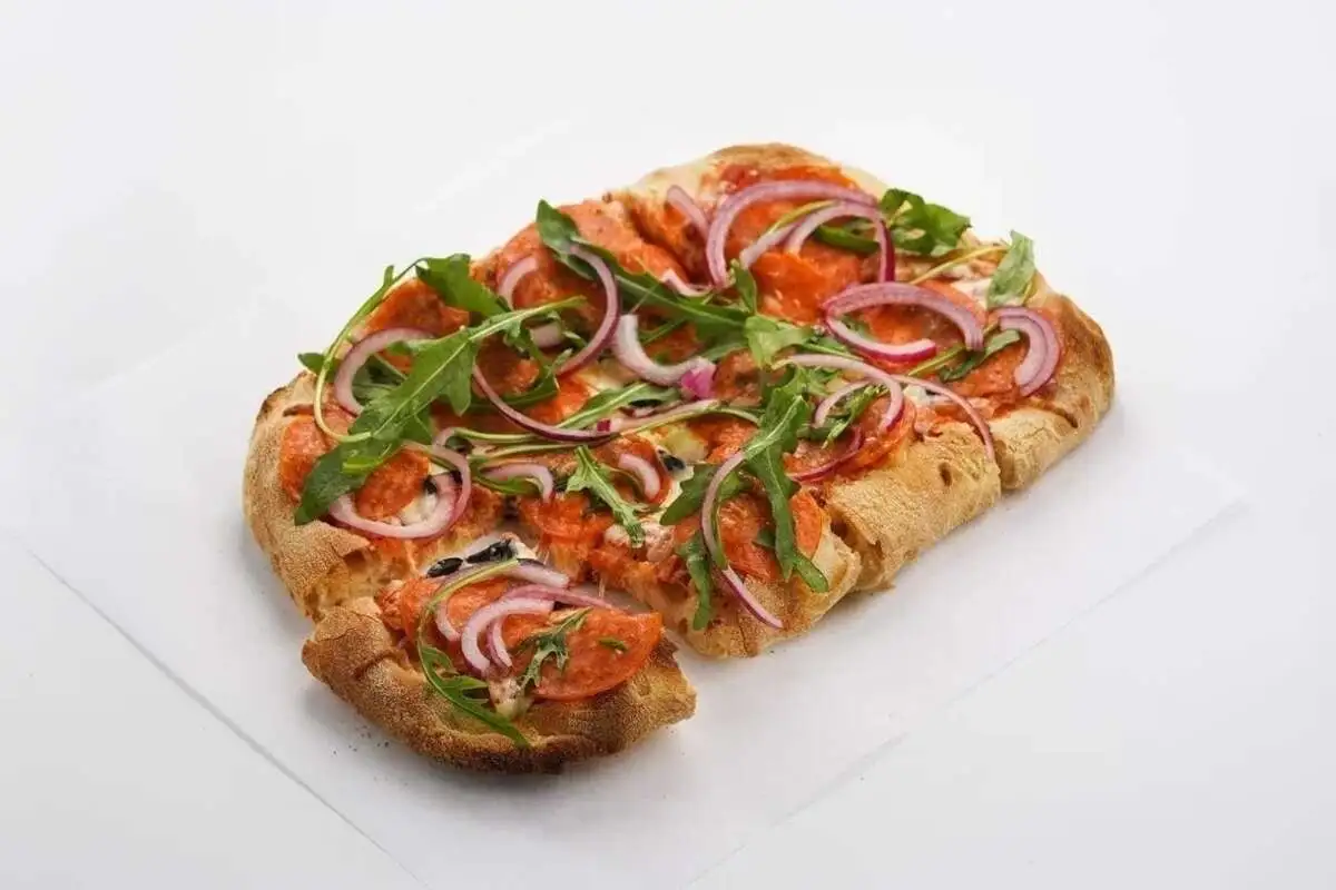 PIZZA Пепперони с рукколой