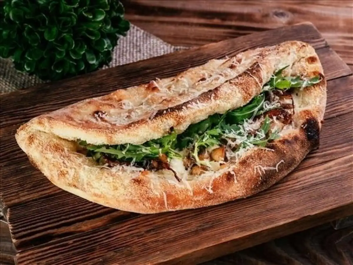 Панини с лесными грибами