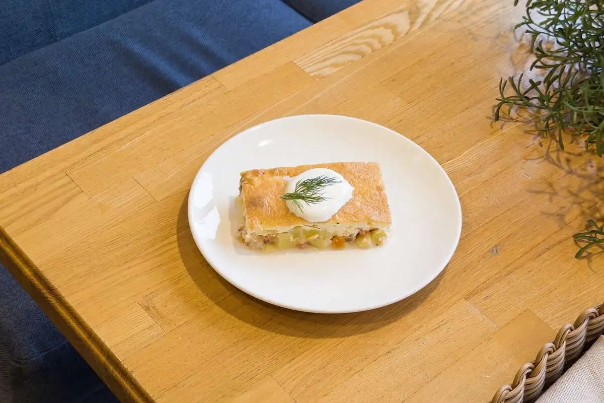 Запеканка из минтая с овощами