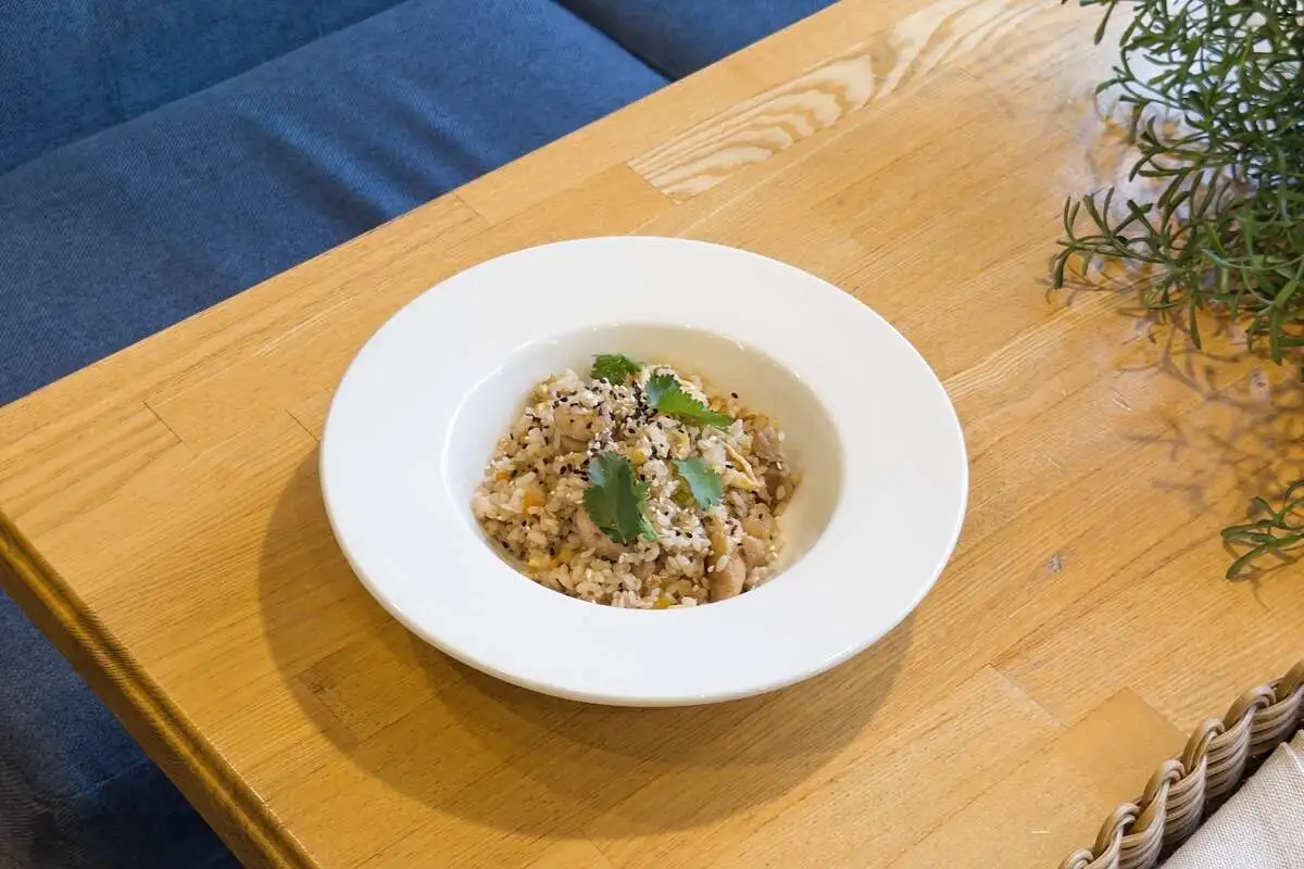 Азиатский рис с курицей