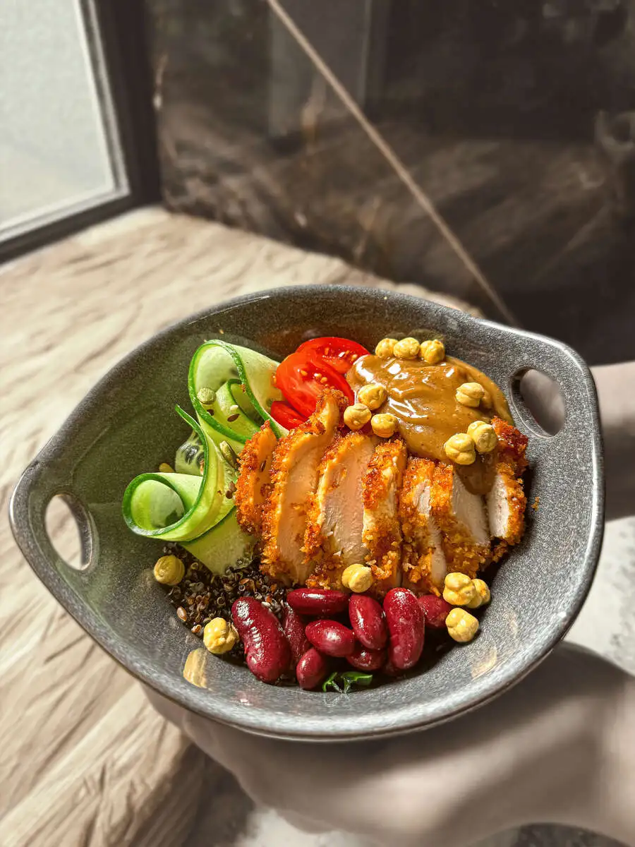 Боул с курочкой