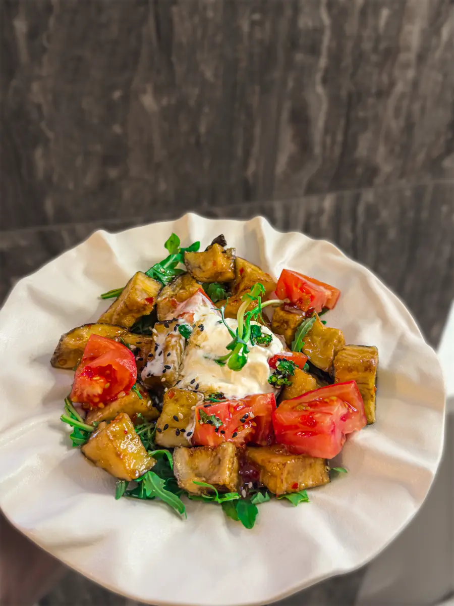 Салат с баклажанами