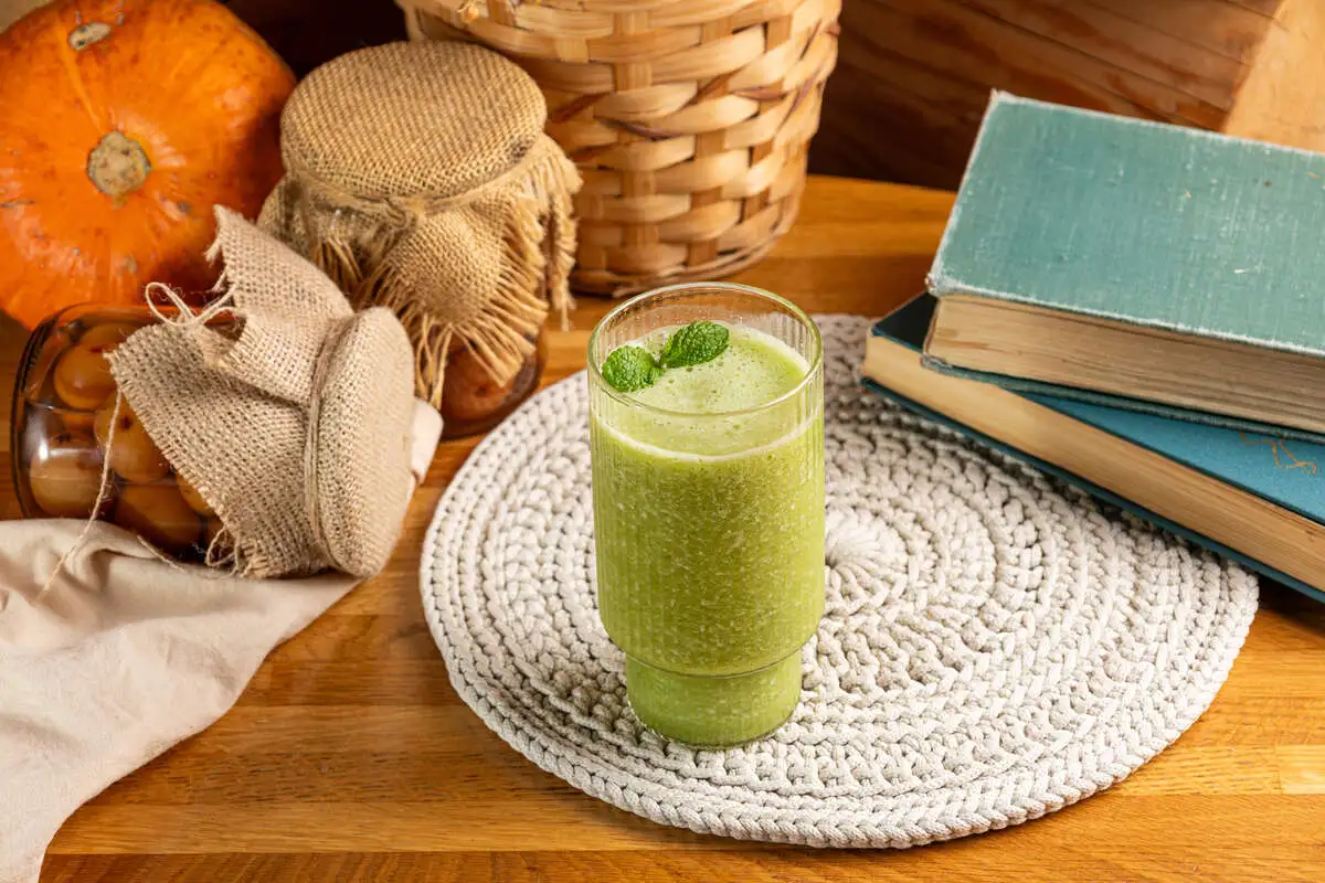 Смузи яблоко / сельдерей / шпинат