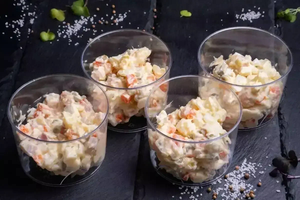 Мини-салат "Оливье" 4 шт.