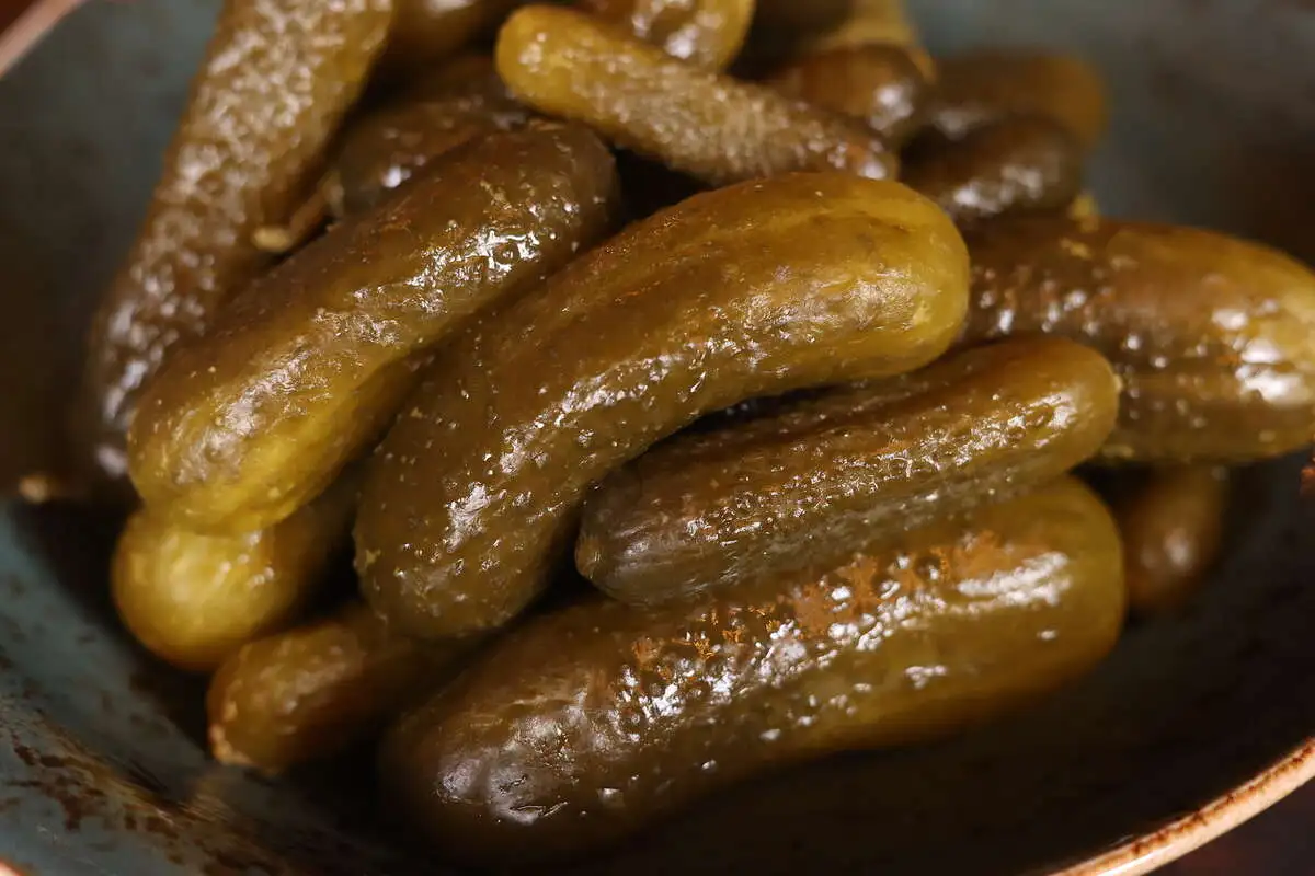 Огурцы малосольные 100 гр. (Бочка)