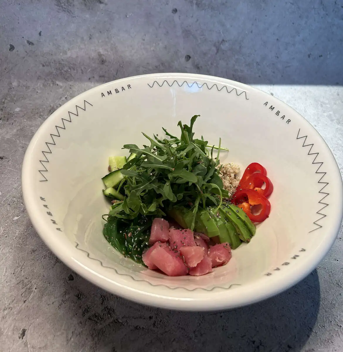 Боул с тунцом