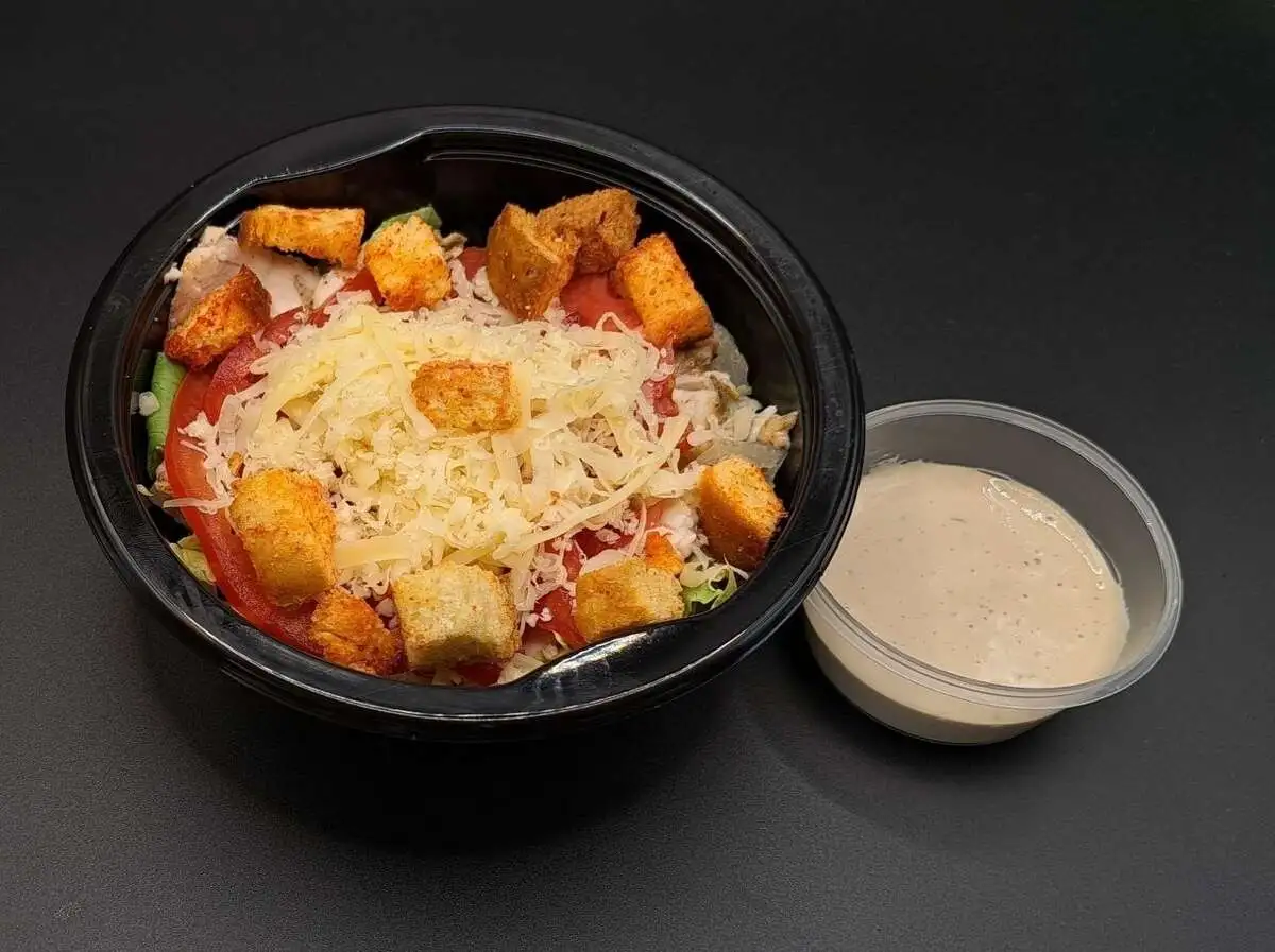 Большой цезарь с курицей