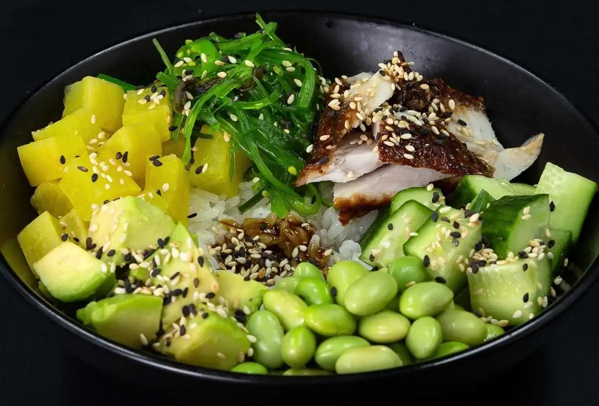 ПОКЕ С УГРЁМ УНАГИ