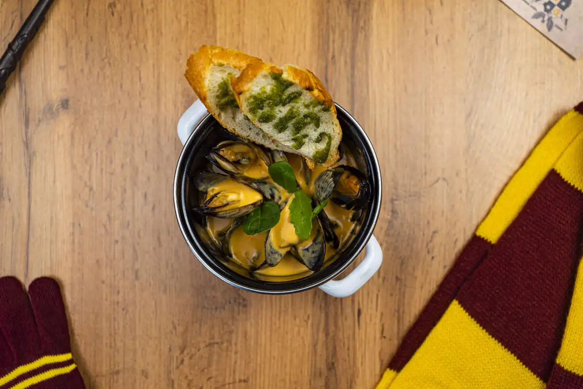 Мидии в сливочно-чесночном соусе