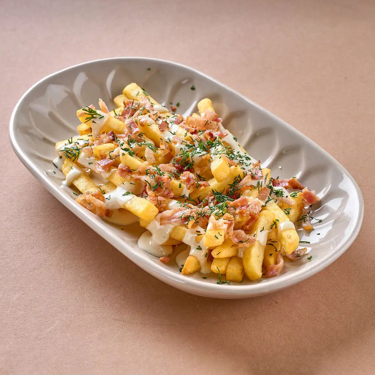 Картофель фри с беконом