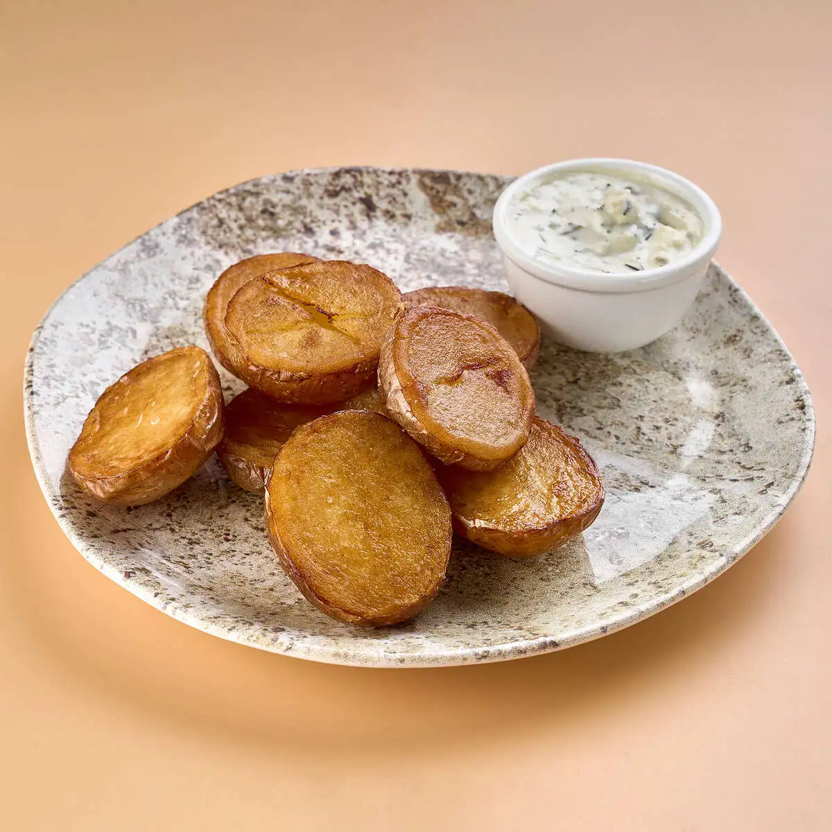 Картофель бейби с соусом