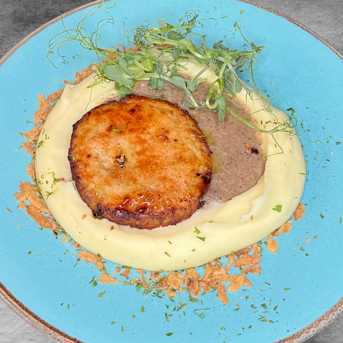 Куриная котлета с картофельным пюре