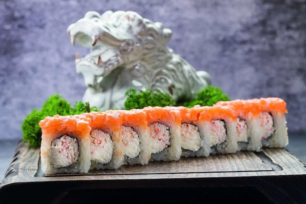 Ролл Нежный лосось