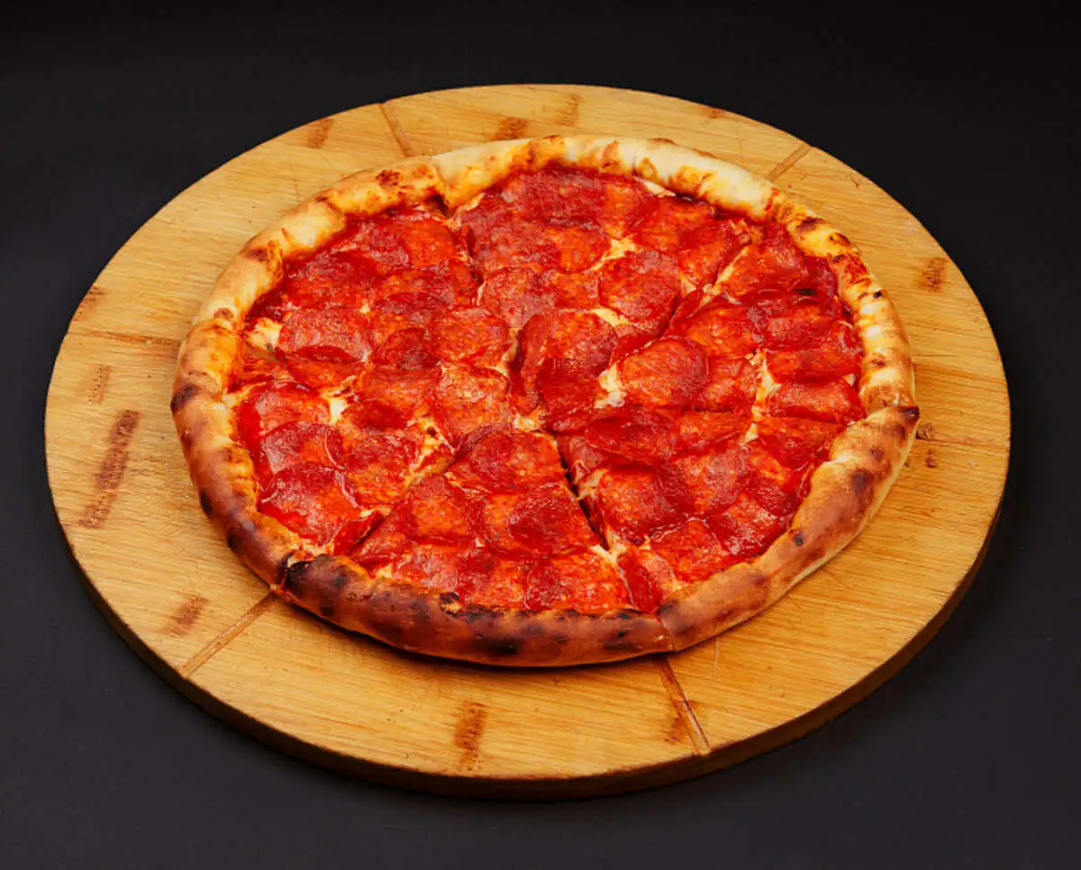 Пепперони пицца