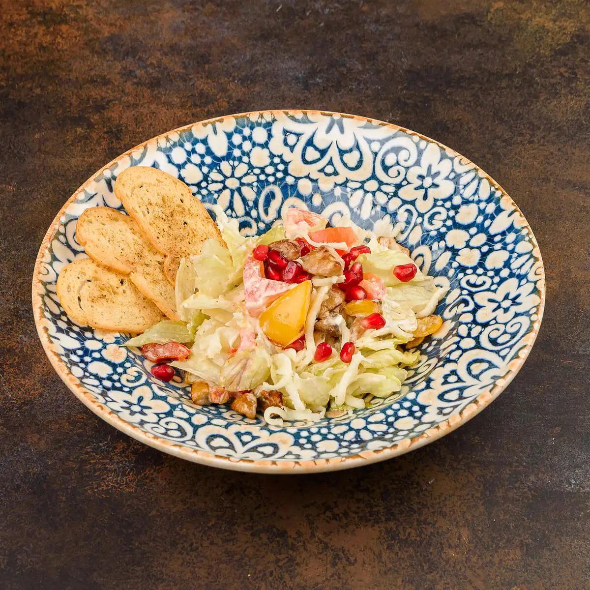 Салат Цезарь по-грузински 