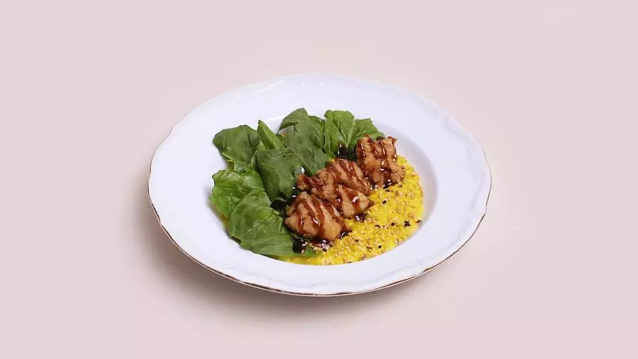 Овсянка с куркумой,курицей и шпинатом