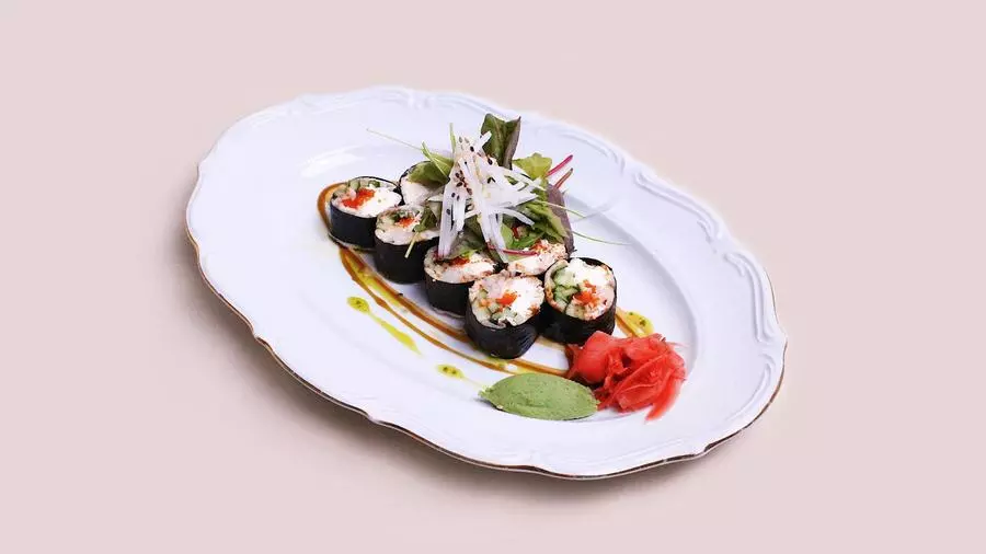 Угорь с дайконом и огурцом