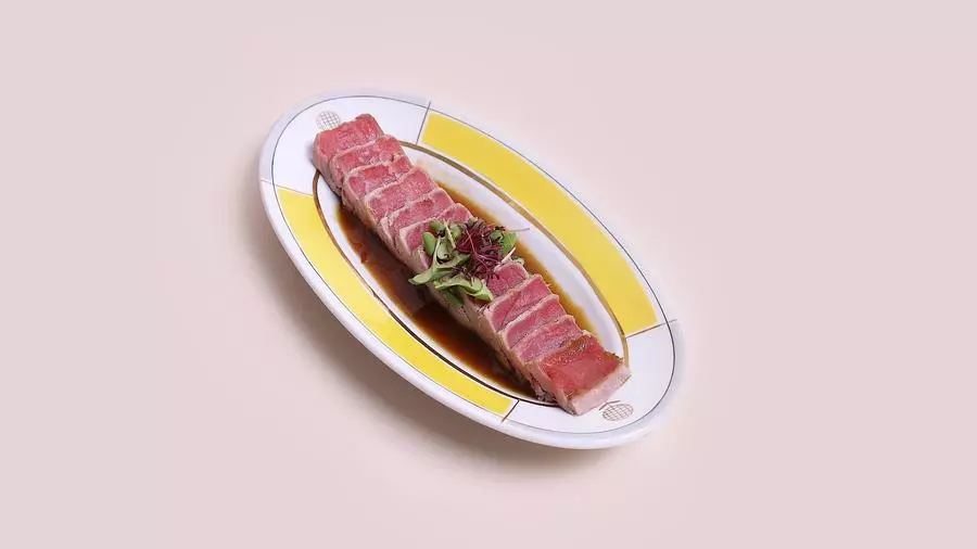 Тунец татаки с мисо соусом