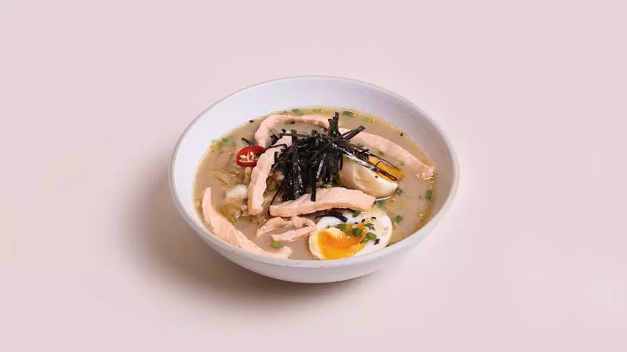 Рамен с лососем