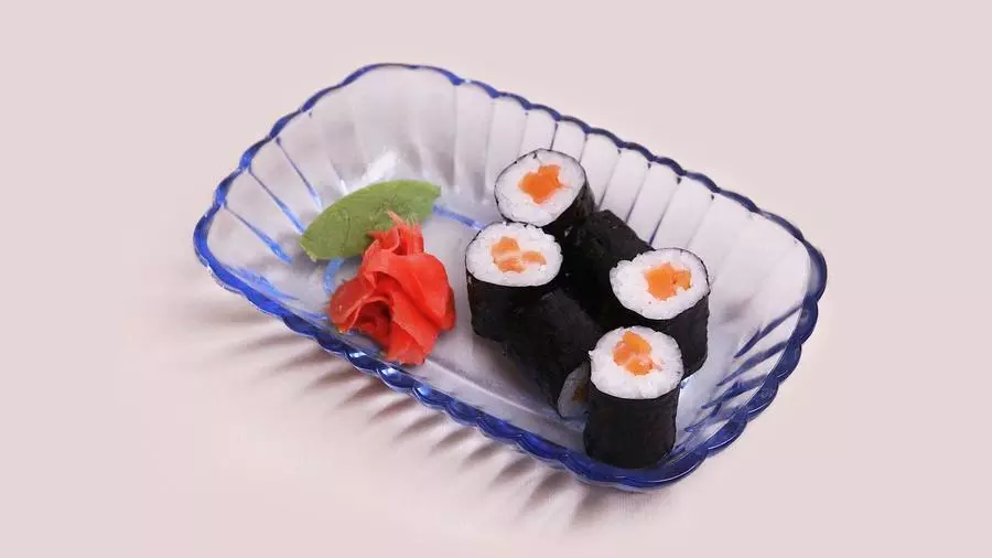 Хосомаки с лососем