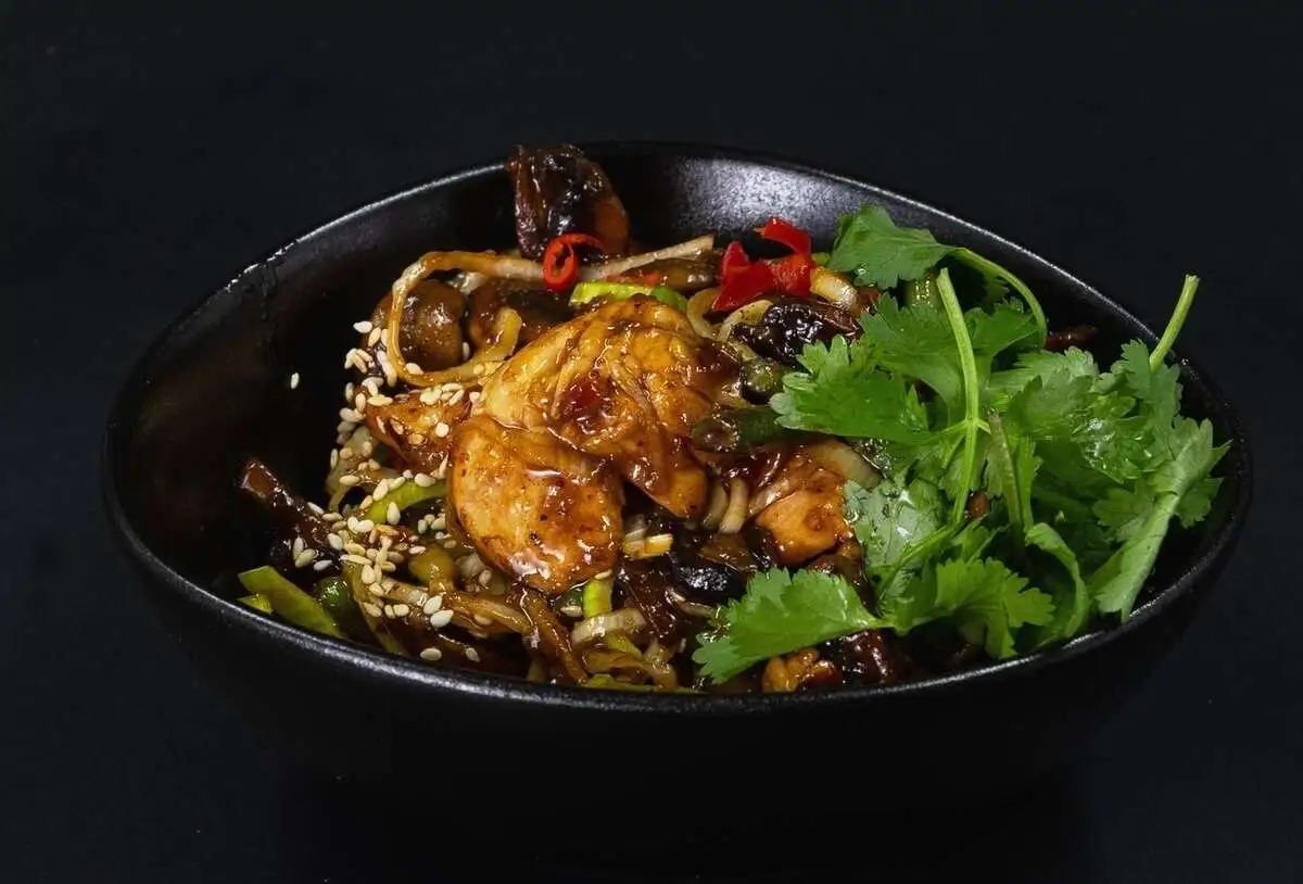 КУРИЦА С ОВОЩАМИ