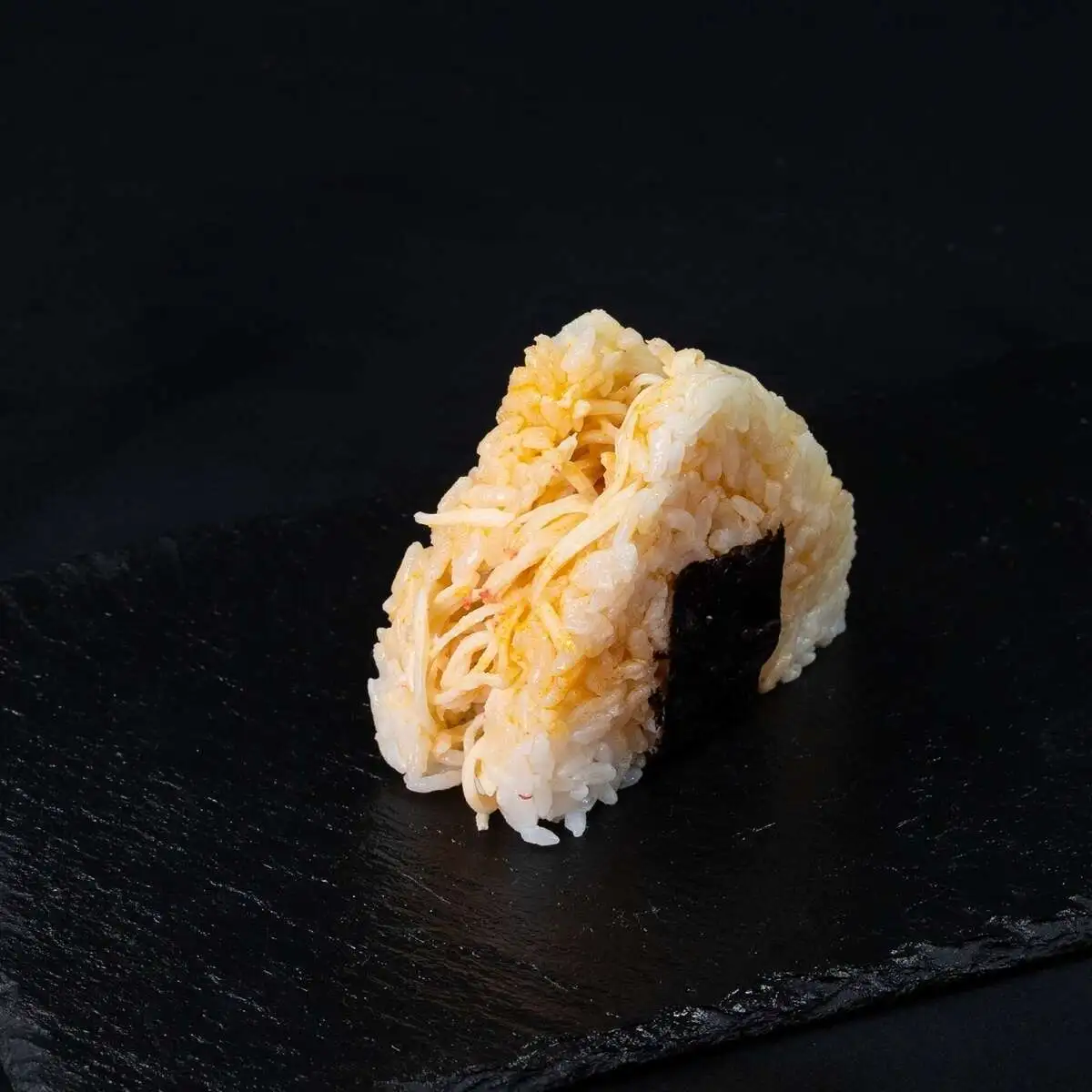 Онигири с СНЕЖНЫЙ КРАБ