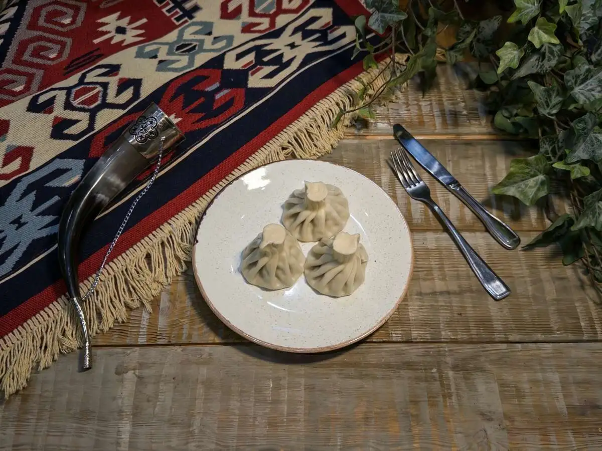 Хинкали из трех видов мяса 3 шт