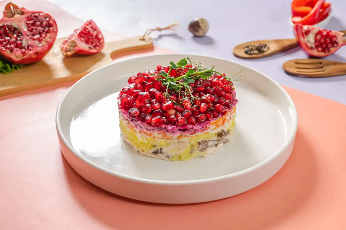 Салат гранатовый браслет-мини